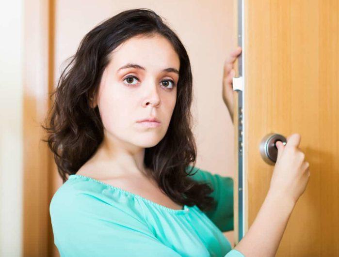 How To Fix A Door That Wont Stay Open Repairdaily