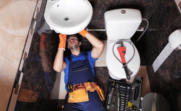 Do You Need a Professional Plumber or A Toilet Repair Kit