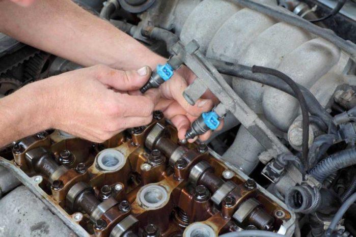 How to Use Fuel Injector Cleaner 