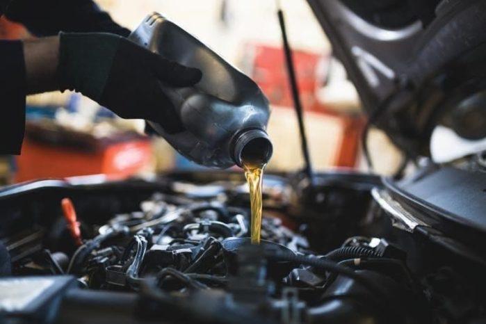 Best Car Oil Change Tips & Tricks 