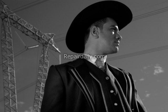 cowboy-groom-with-hat