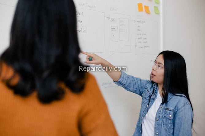 lady teaching on whiteboard