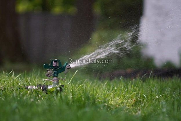 lawn sprinkler