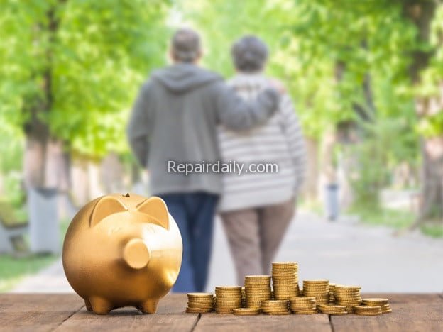 golden piggy bank, change money, old couple