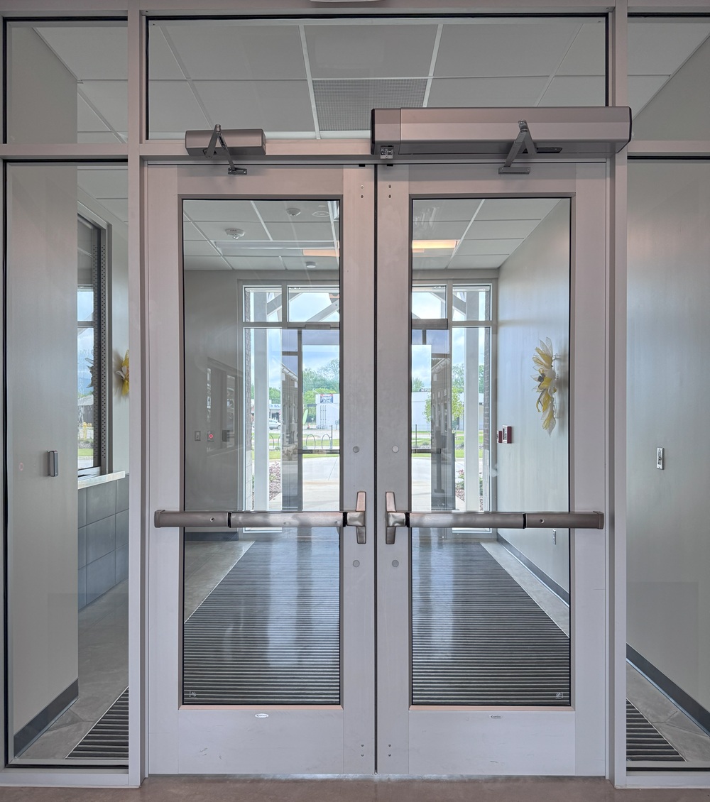 Check The Credentials of a Glass Company Near Me